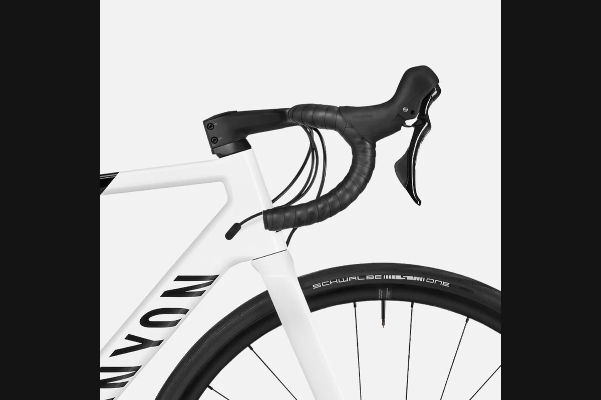 Canyon Ultimate CF SL 7 – detalle 1